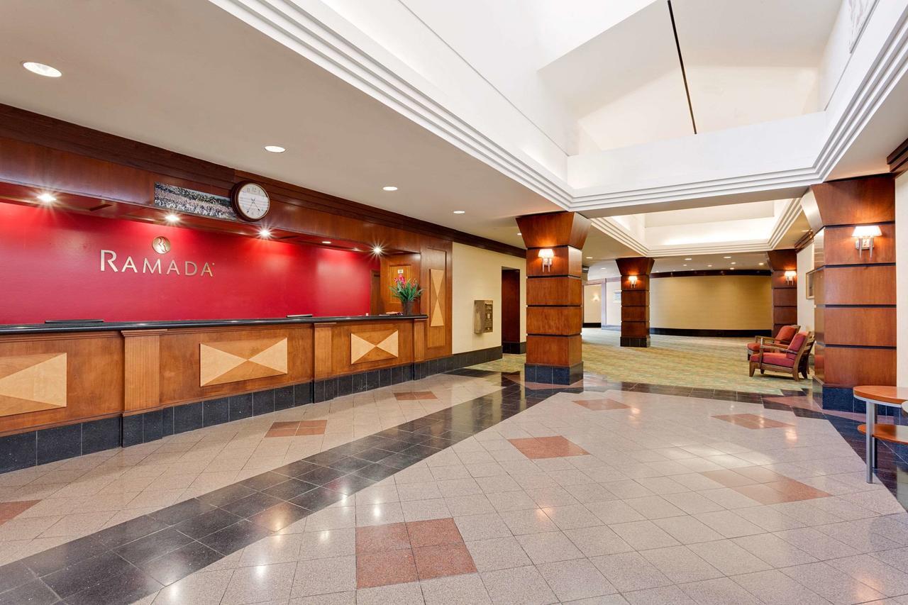 Ramada By Wyndham Fishkill Hotel Ngoại thất bức ảnh